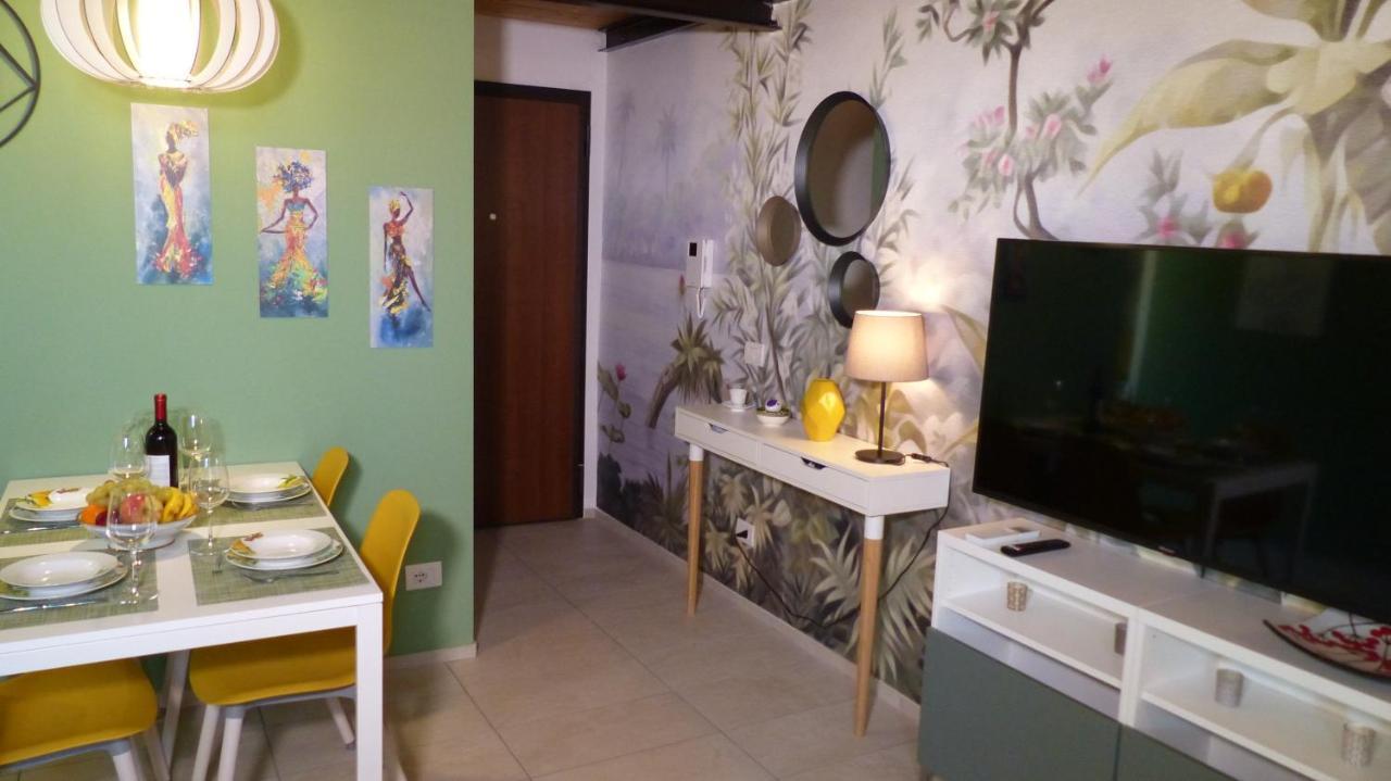 Apartmán I Fiori Nel Golfo Di Baratti Exteriér fotografie